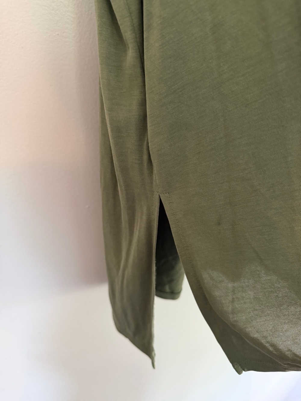Forever 21 Olive V-Neck Sleeveless Tank Top - Picture 3 of 5